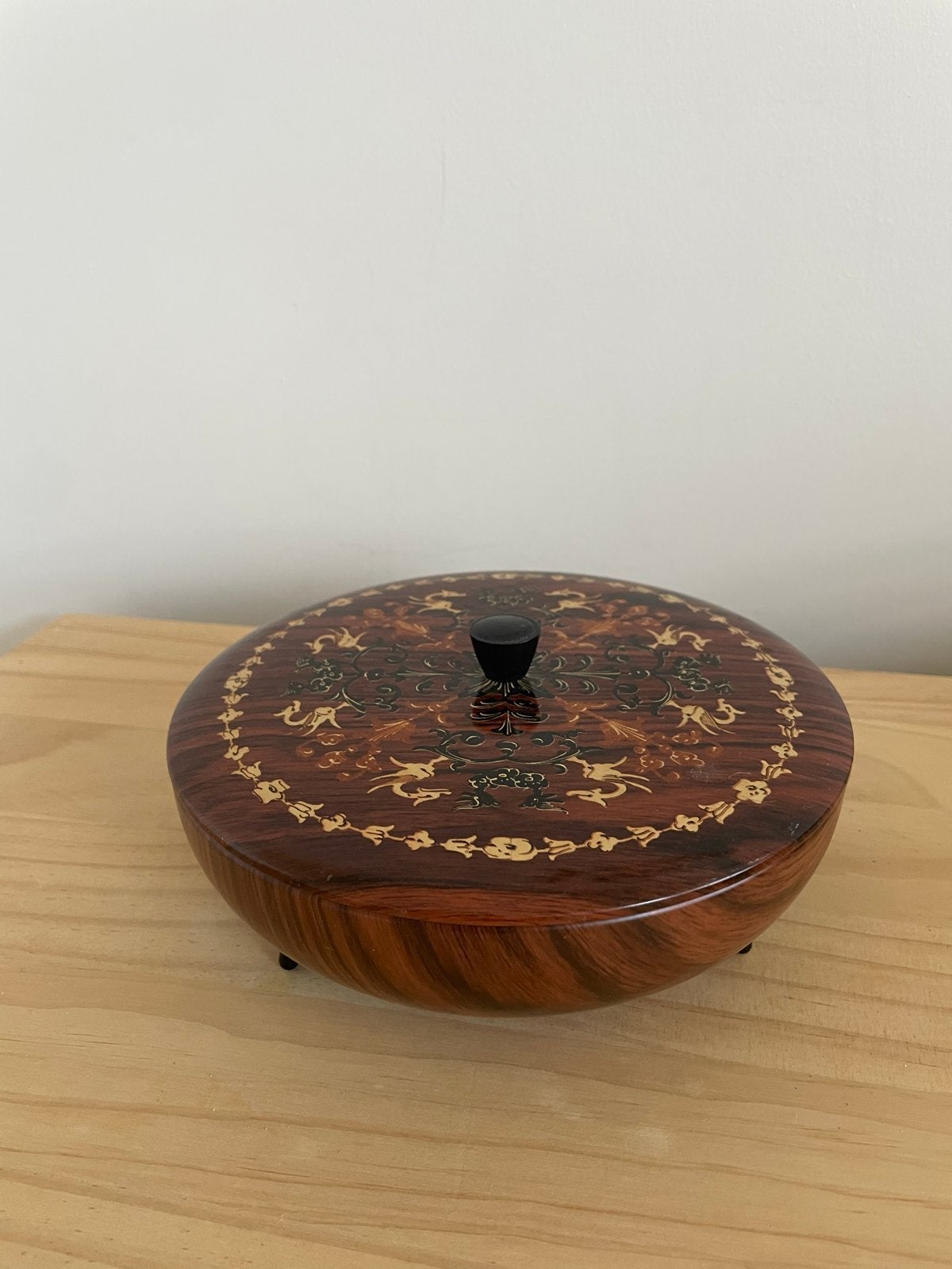 Decoratieve sieradendoos met oosterse inleg, Ophalen of Verzenden, Zo goed als nieuw
