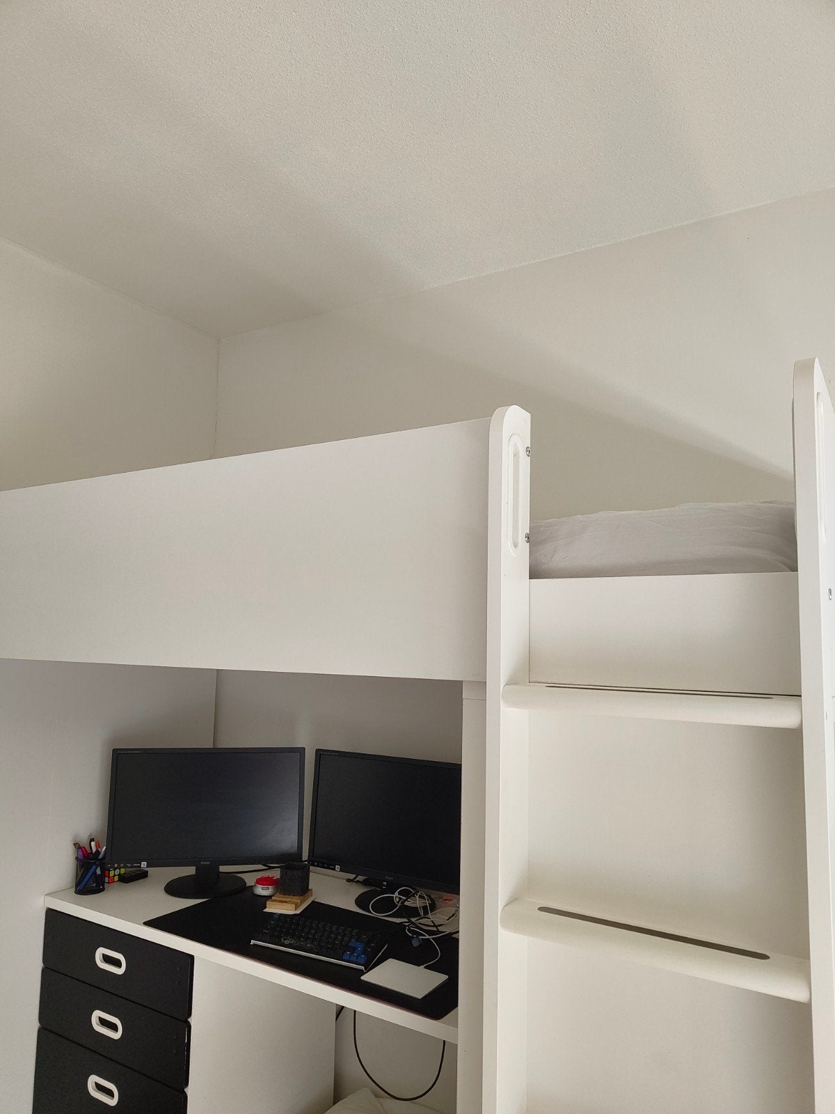 IKEA SMÅSTAD Hoogslaper met bureau en kast, Ophalen, 85 tot 100 cm, Gebruikt, Hoogslaper of Stapelbed