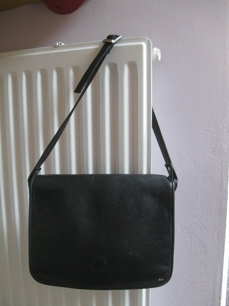 BERBA zwart leren schoudertas goede staat vintage retro, Sieraden, Tassen en Uiterlijk, Tassen | Damestassen, Ophalen of Verzenden