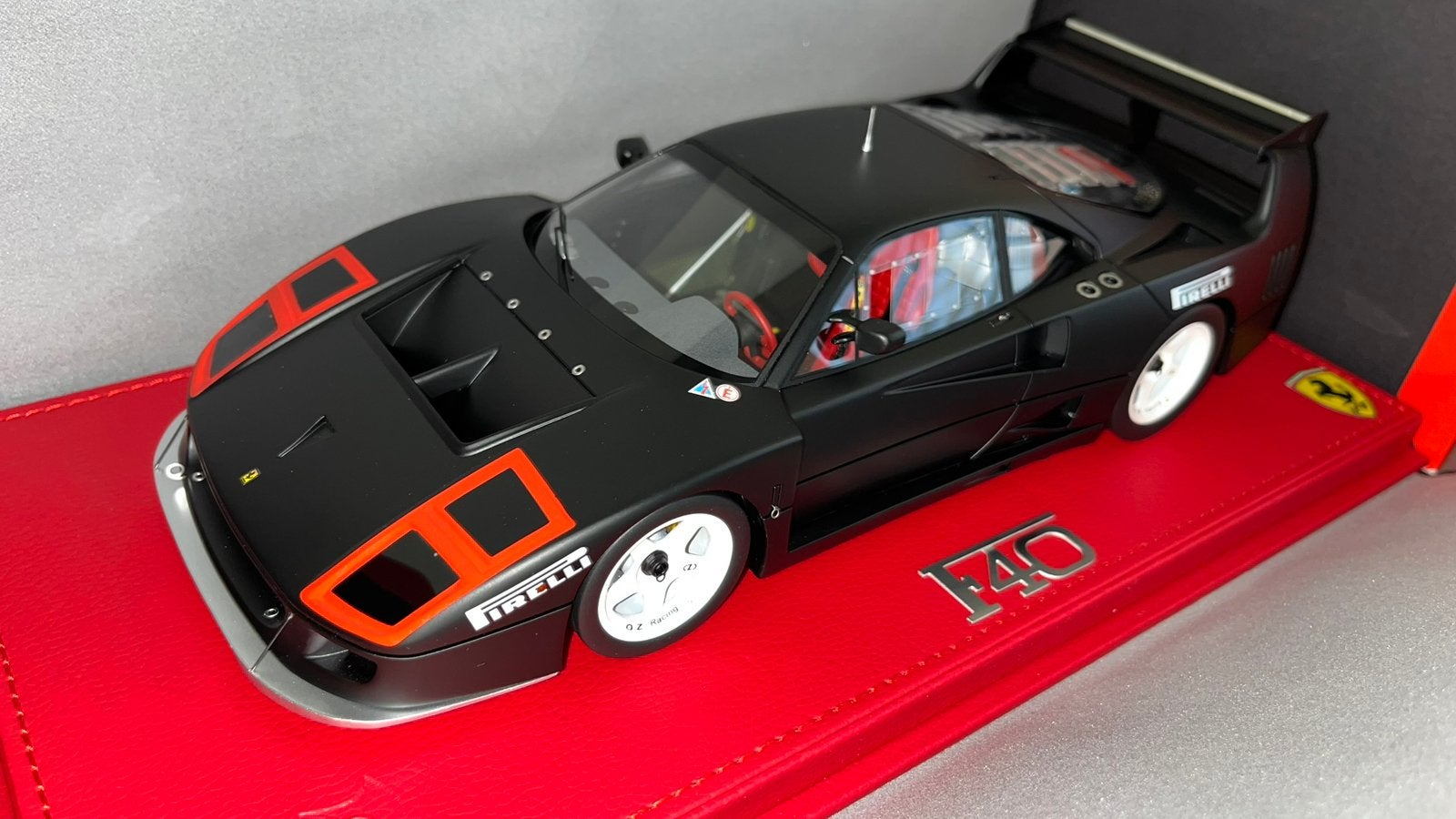Ferrari F40 Competizione ‘test Monza 1989’ 1:18 BBR, Hobby en Vrije tijd, Ophalen of Verzenden, Zo goed als nieuw, Auto, Overige merken