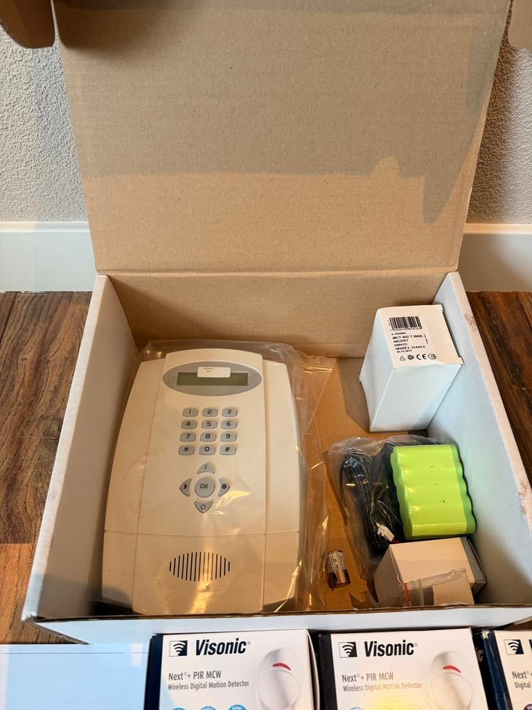 Alphatronics Alphahome alarmsysteem, Beweging, Nieuw, Ophalen of Verzenden, Compleet systeem