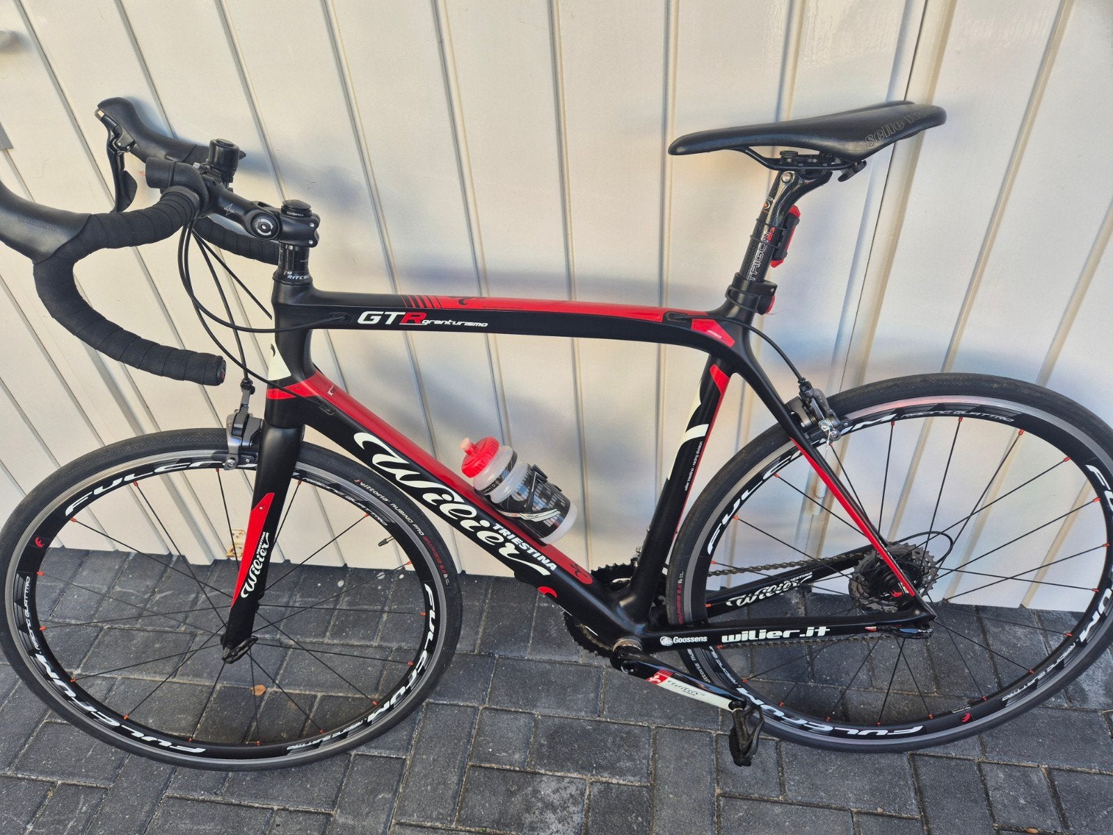 Mooie Wilier Grand Tourismo racefiets - Zo goed als nieuw, 28 inch, Carbon, Velgrem, Zo goed als nieuw