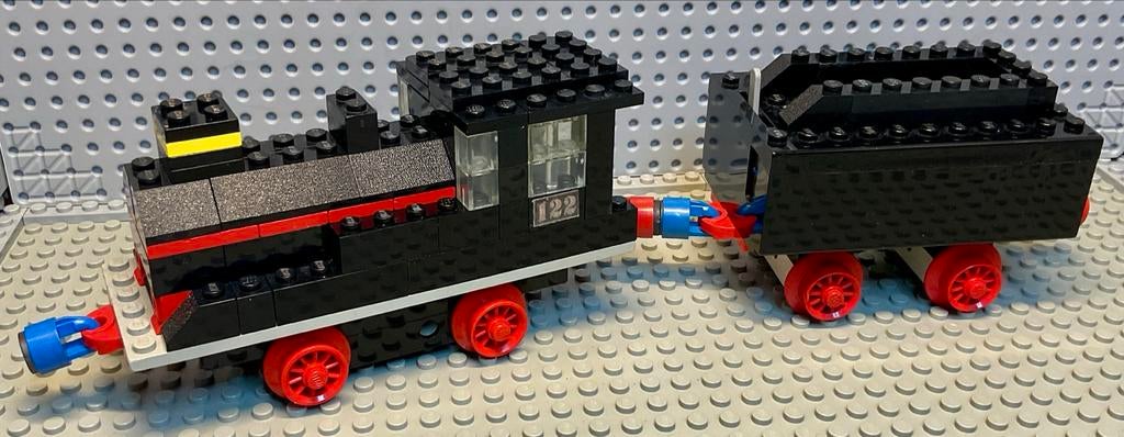 Lego trein 122 plus 126 - Vintage 4.5V locomotief met wagon, Ophalen, Gebruikt, Overige thema's, Lego
