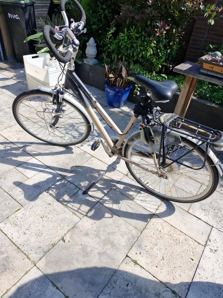 Gazelle Medeo Trekkingfiets - Shimano Alivio, Fietsen en Brommers, Fietsen | Dames | Sportfietsen en Toerfietsen, Gebruikt, Gazelle