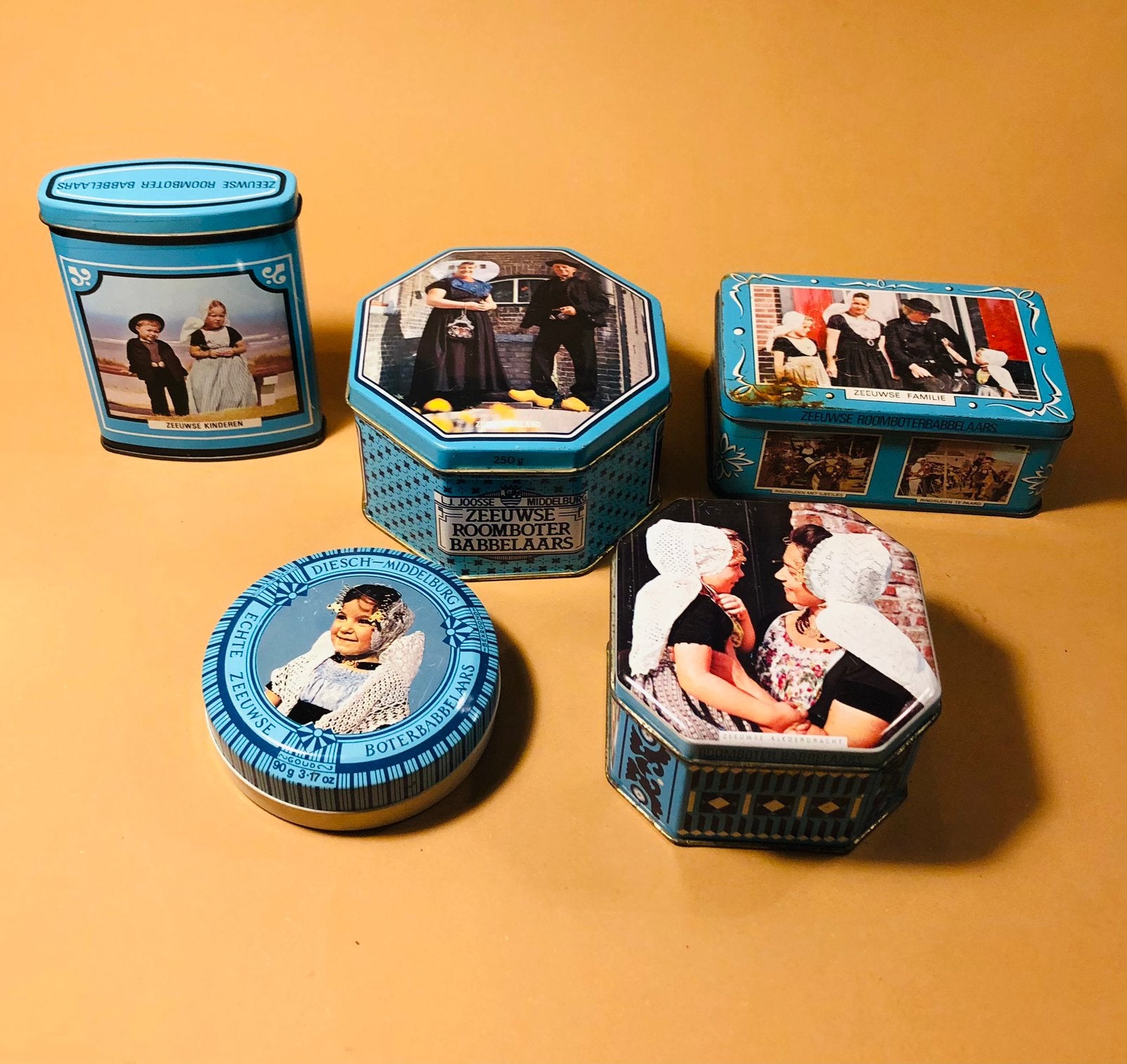 Vijf nostalgische blikjes van Zeeuwse boter babbelaars, Ophalen of Verzenden, Zo goed als nieuw, Overige