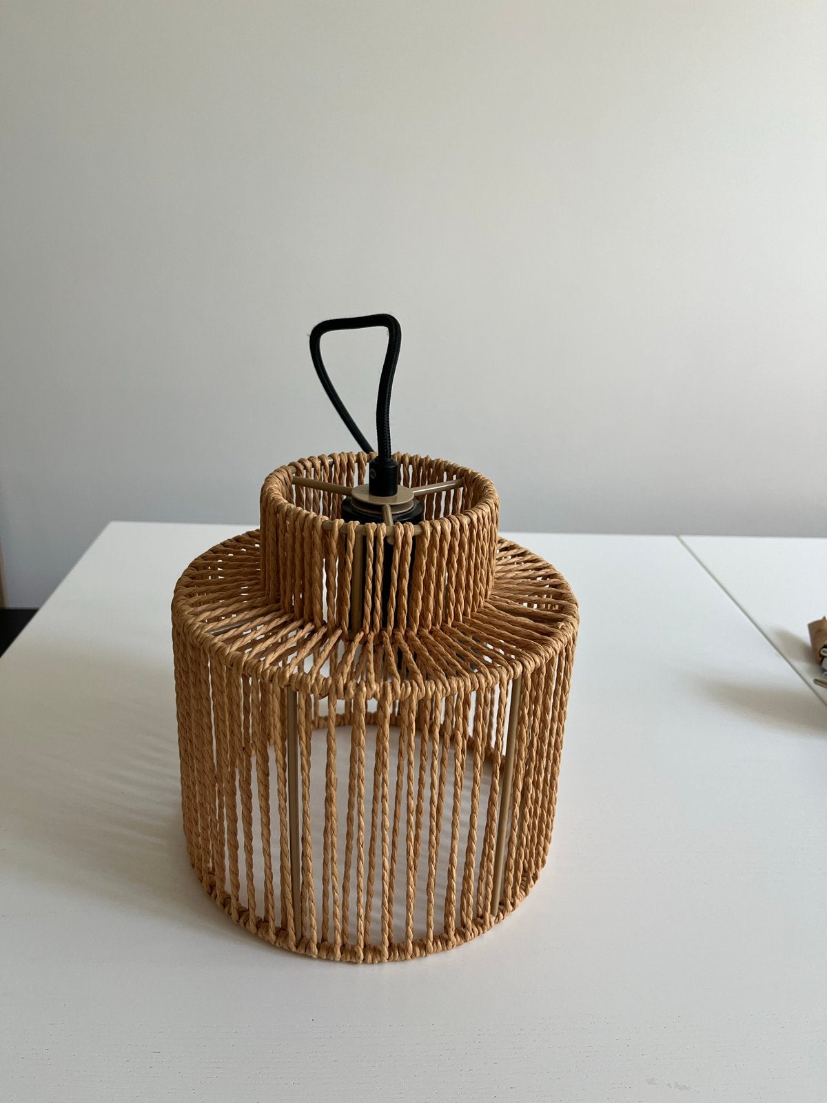 Rotan hanglamp - Nieuwstaat, Ophalen of Verzenden, Zo goed als nieuw, Natuurlijk materiaal, E27 (groot)