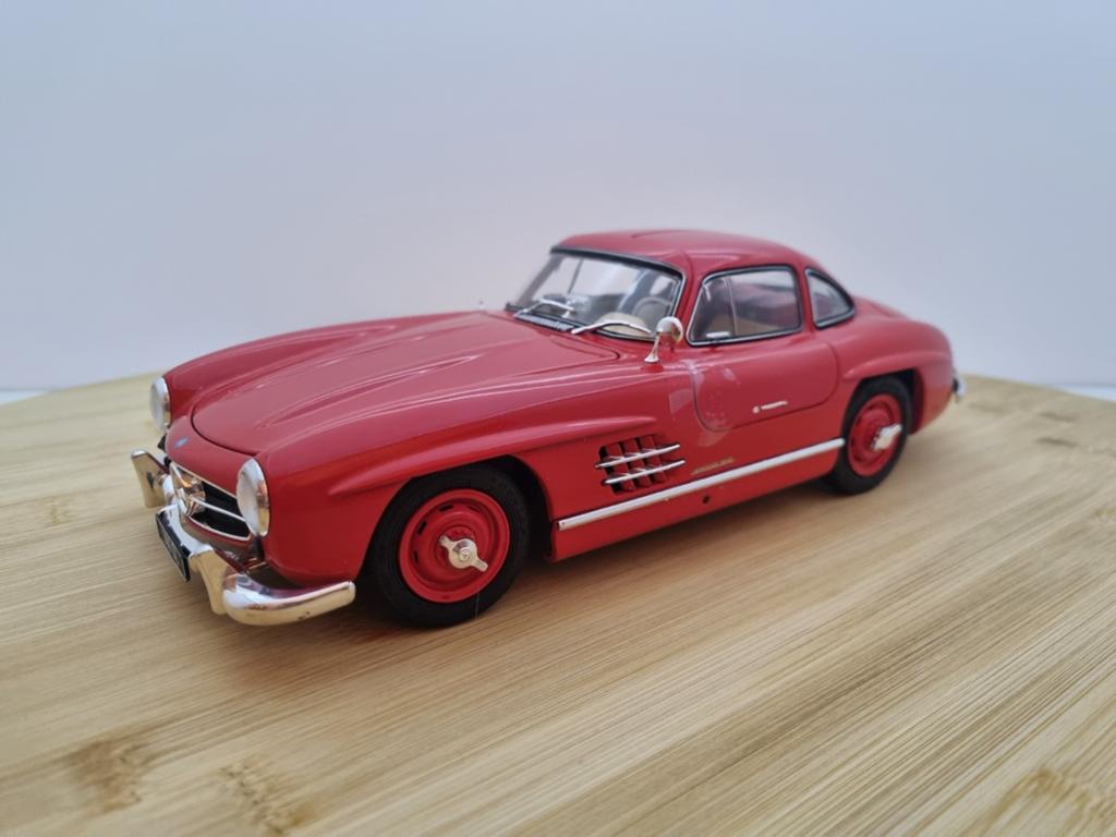 Schuco Mercedes 300SL Gullwing W198 1:18 Rood Nieuw in doos!, Overige merken, Auto, Mb, Sl