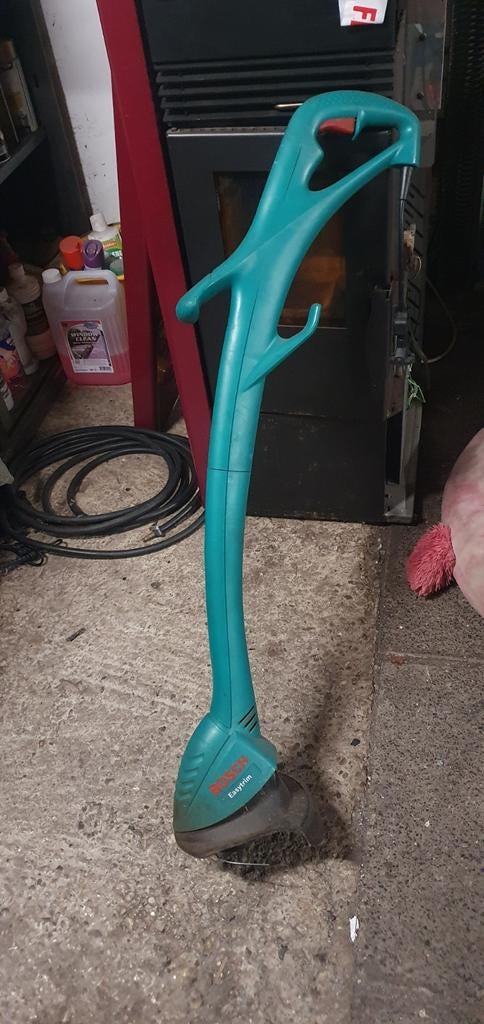 Bosch Easytrim grastrimmer met nieuwe draadspoel, Ophalen, Gebruikt, 10 tot 30 cm, Bosch