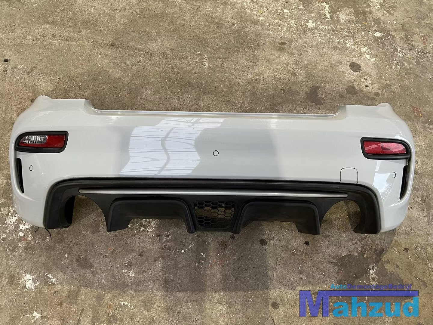 FIAT 500 ABARTH Grijs achterbumper 2015-2020, Auto-onderdelen, Carrosserie en Plaatwerk, Gebruikt, Stellantis Europe S.p.A., Ophalen of Verzenden