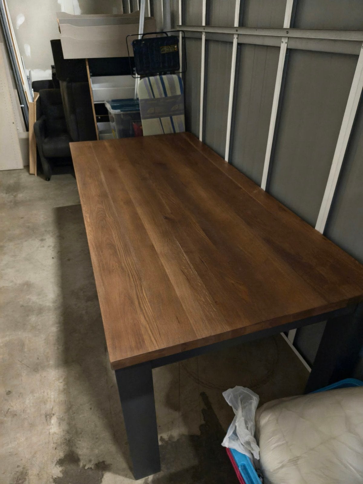 Houten eetkamertafel met zwarte poten (220x100cm), Huis en Inrichting, Ophalen, 200 cm of meer, 50 tot 100 cm, Zo goed als nieuw