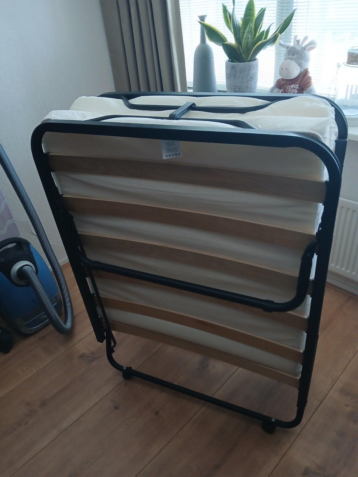 Te koop z.g.a.n opklapbed., Ophalen, Eenpersoons, 190 cm of minder, 80 cm