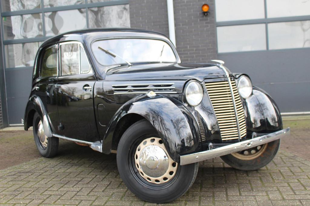 Renault 4 Juvaquatre GOEDE STAAT! VERZAMELAAR!, Auto's, Oldtimers, Stof, Beige, Renault, Zwart