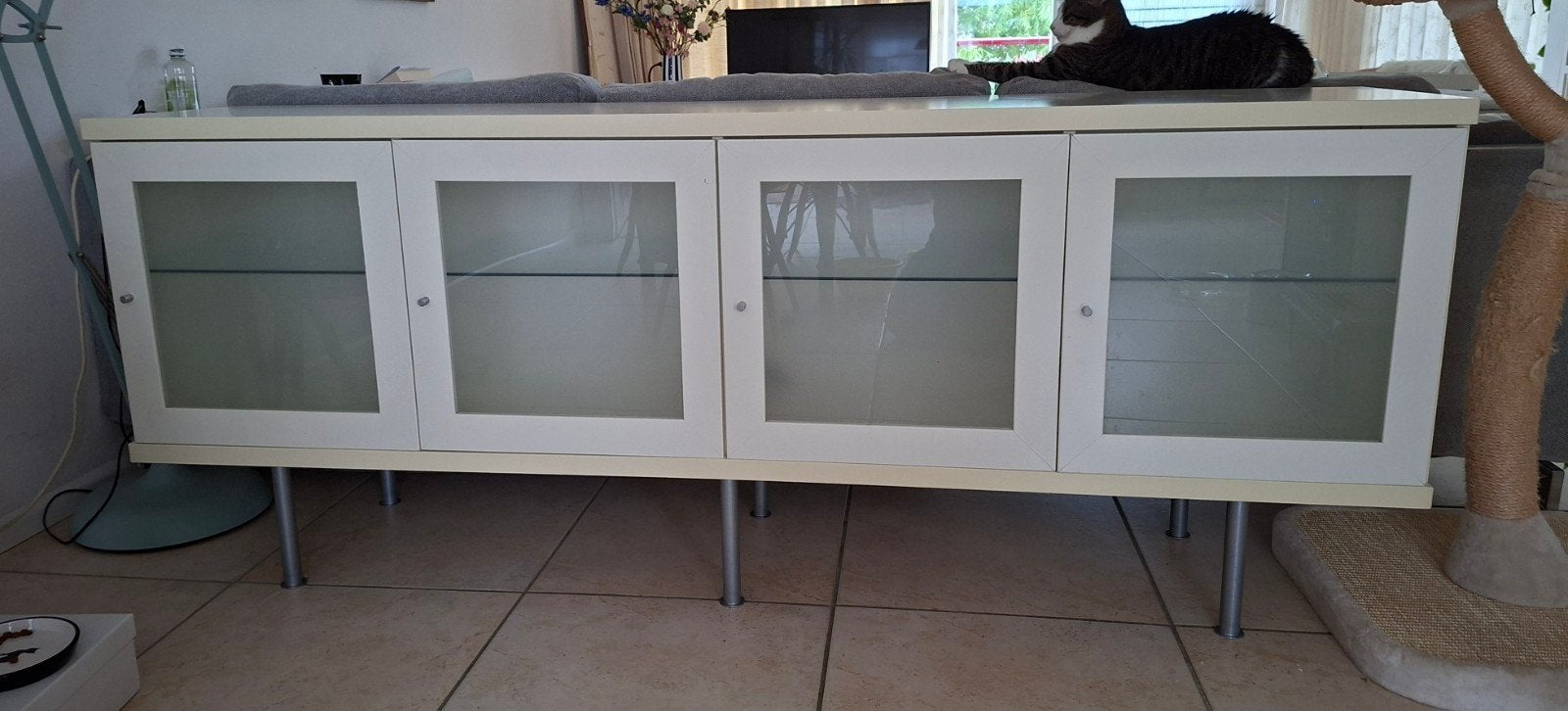 Gratis af te halen: IKEA dressoir/kast (195x76x40cm), Ophalen, Glas, 150 tot 200 cm, 25 tot 50 cm