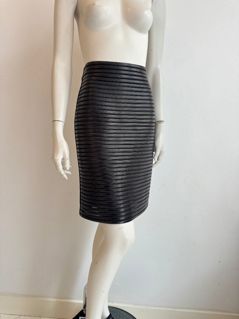 Jean Claude Jitrois leren rok maat 40 taille 40 cm, Kleding | Dames, Maat 38/40 (M), Zwart, Ophalen of Verzenden, Zo goed als nieuw