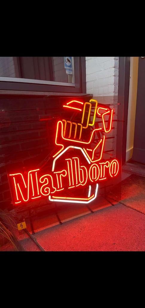 Nieuw in doos. Originele jaren 80 marlboro neon, Ophalen, Nieuw, Lichtbak of (neon) lamp
