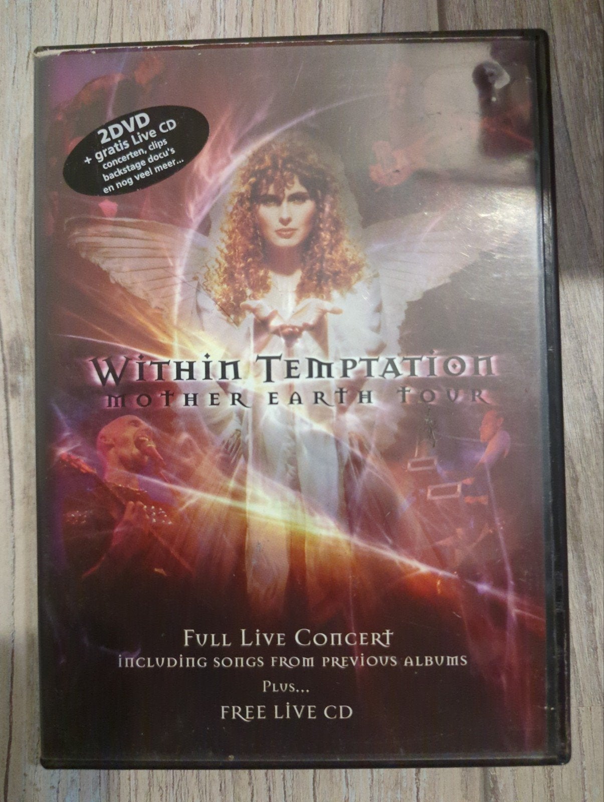 Within Temptation - Mother Earth Tour 2DVD + Live CD, Cd's en Dvd's, Dvd's | Muziek en Concerten, Gebruikt, Alle leeftijden, Boxset