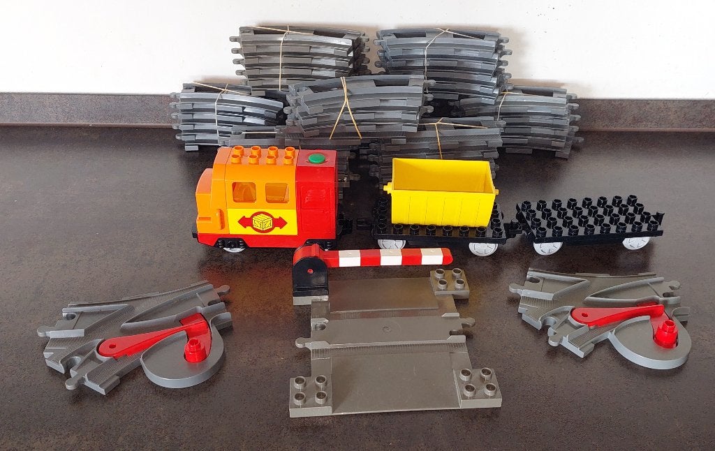 duplo trein (rood oranje) met 39 rails, 2 wissels, Ophalen of Verzenden, Gebruikt, Duplo