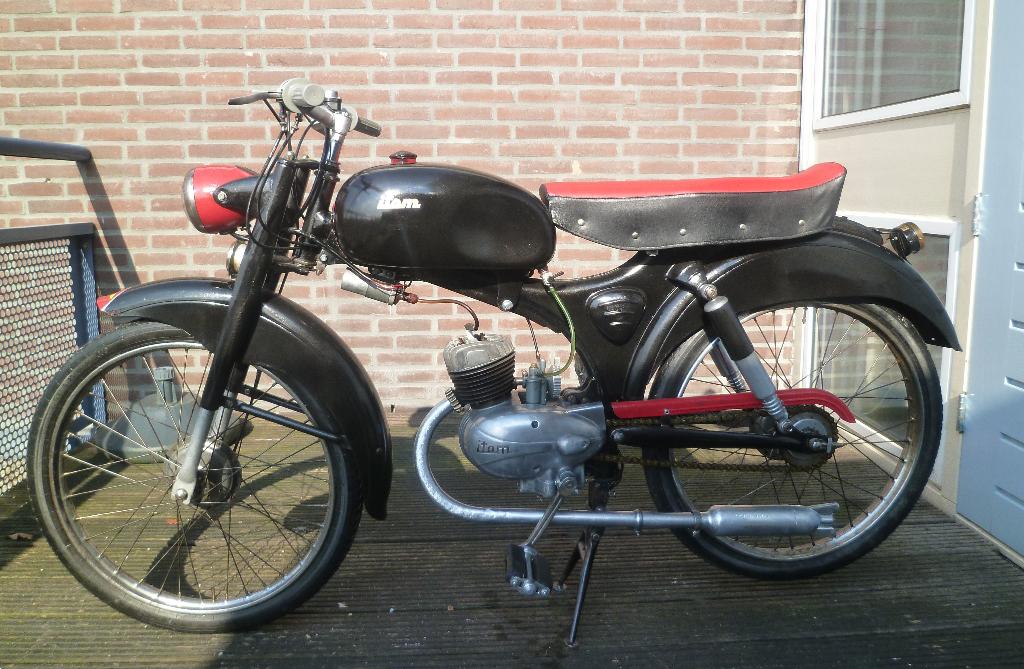 Itom Astor 1955, Fietsen en Brommers, Maximaal 45 km/u, 50 cc, 3 versnellingen, Ophalen