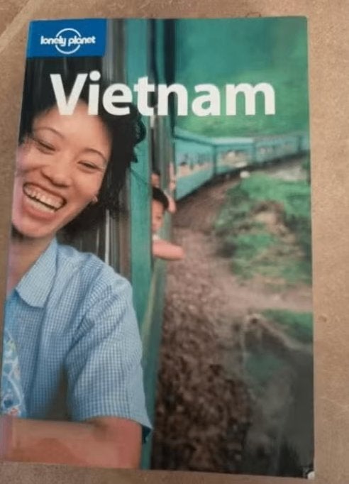 Vietnam Reisgids (Lonely Planet), Lonely Planet, Ophalen of Verzenden, Zo goed als nieuw, Reisgids of -boek
