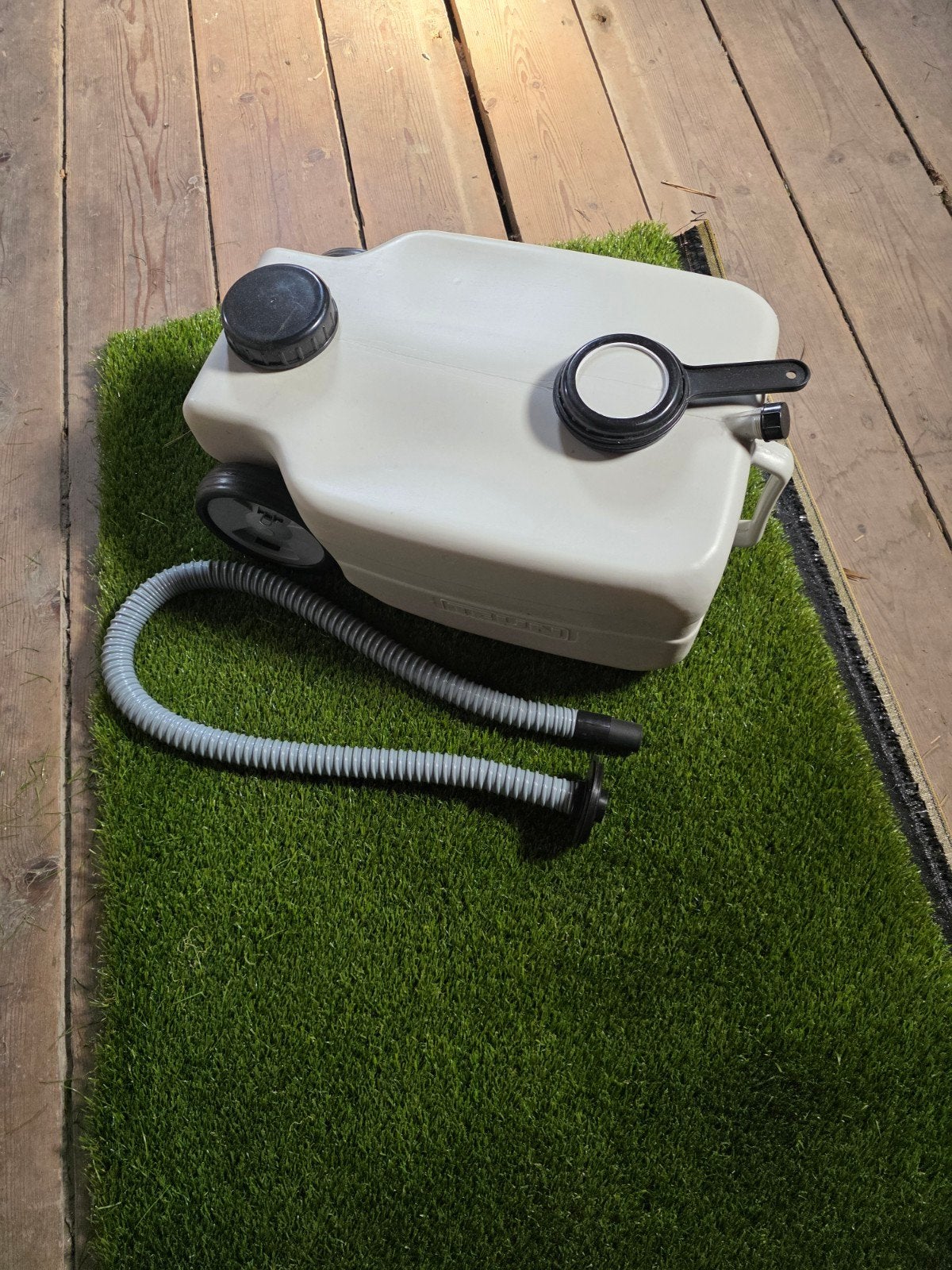 Mobiele afvalwatertank met wielen en slang NIEUW !!!!!!!!, Ophalen, Gebruikt
