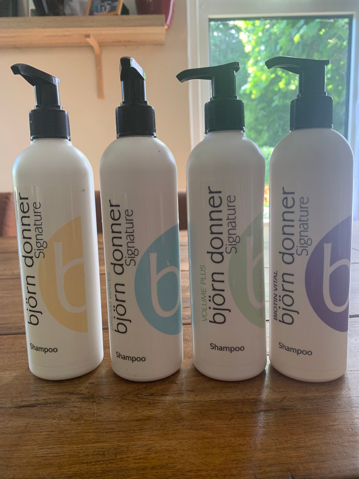 shampoo, Sieraden, Tassen en Uiterlijk, Uiterlijk | Haarverzorging, Ophalen of Verzenden, Zo goed als nieuw, Shampoo of Conditioner