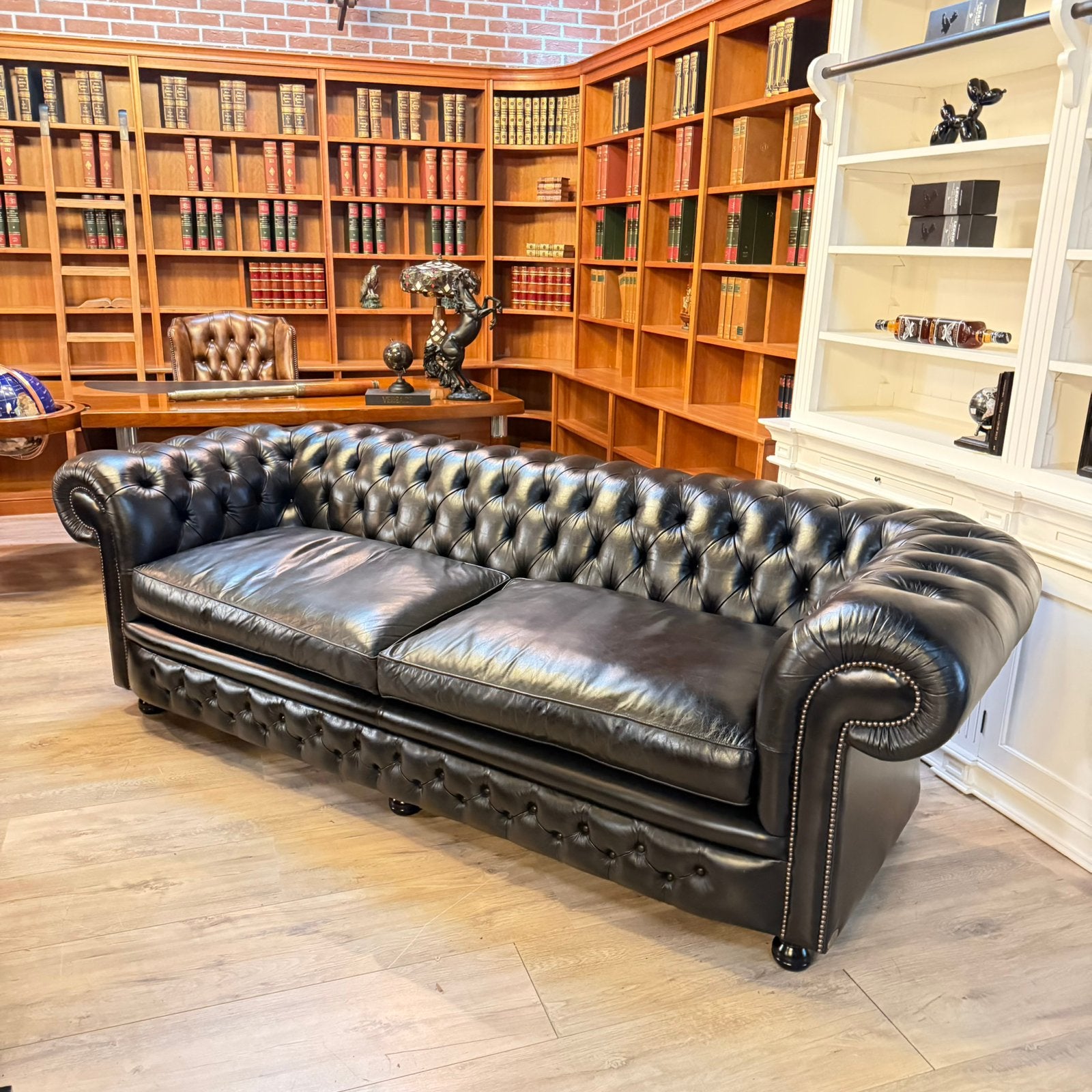 Springvale Chesterfield Bristol 3,5 zits | Echt Leer |, Huis en Inrichting, Banken | Bankstellen, Ophalen, 250 tot 300 cm, 100 tot 125 cm