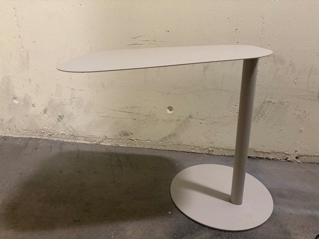 WOOOD Lia Bijzettafel - Metaal - Dust - 50x50x38, Minder dan 55 cm, Metaal of Aluminium, Rond, Zo goed als nieuw
