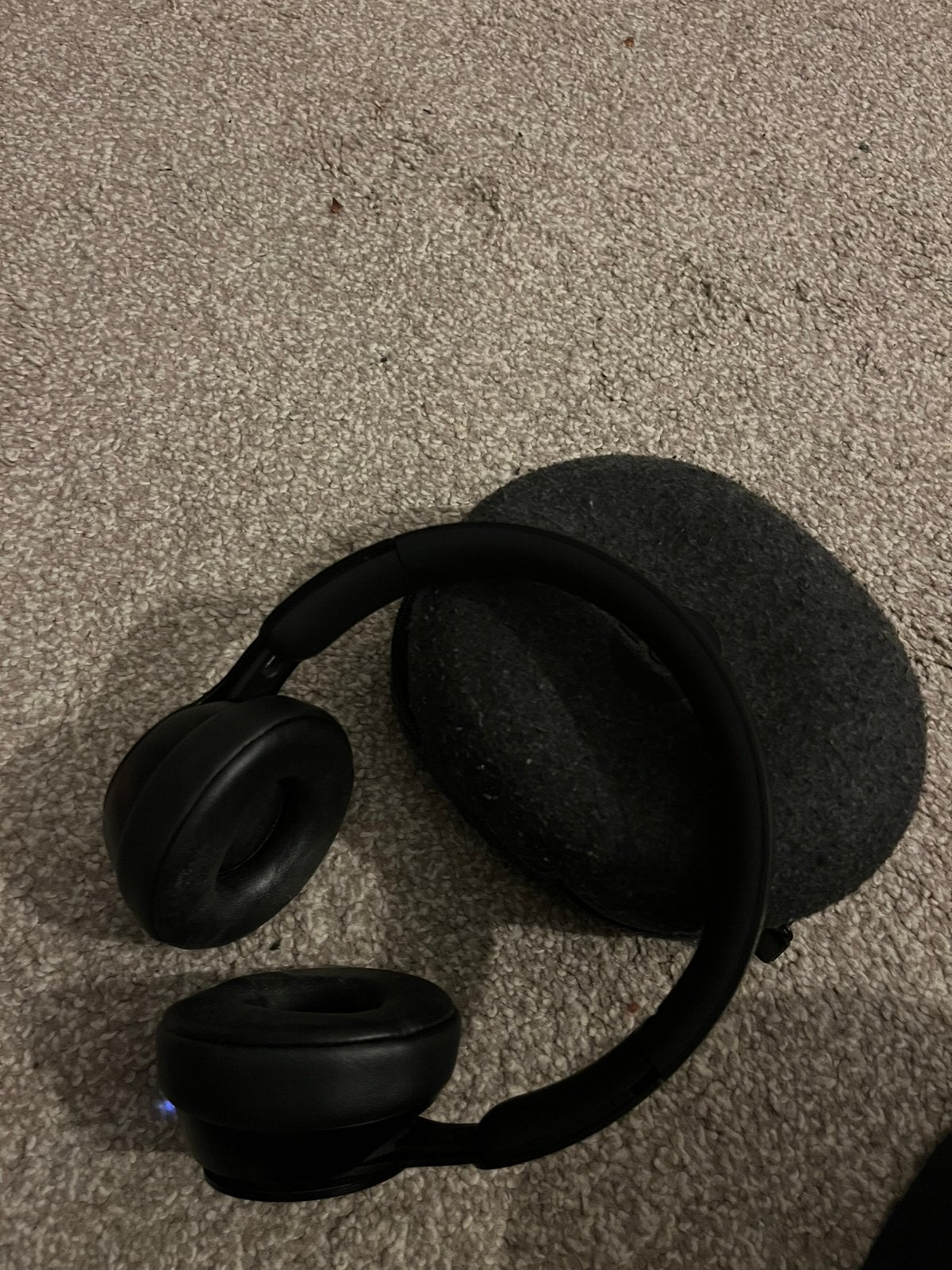 Beats studio pro - kabel en hoes, Audio, Tv en Foto, Koptelefoons, Ophalen of Verzenden, Zo goed als nieuw, Zwart, Beats