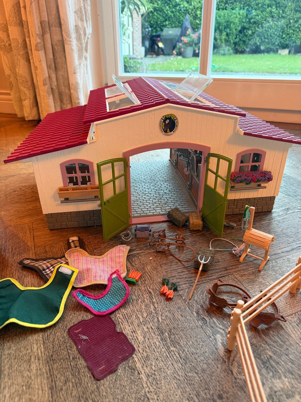 Grote Schleich paardenstal set met veel accessoires, Ophalen of Verzenden, Gebruikt, Jongen of Meisje