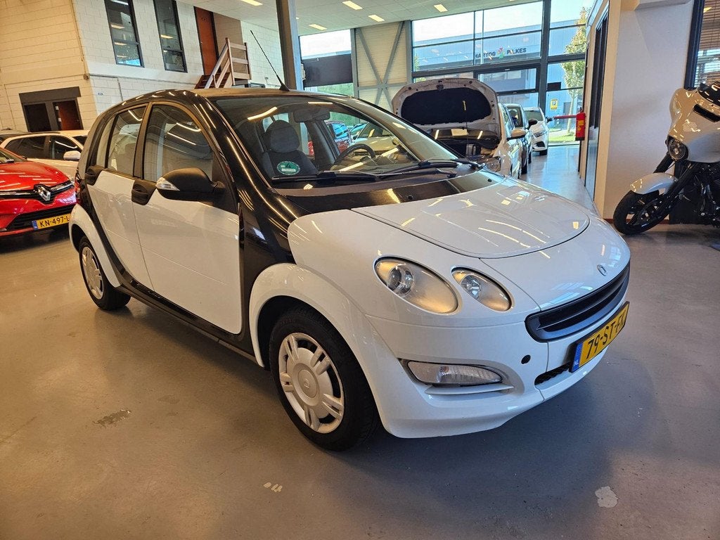Smart Forfour 1.0 Spring Edition III | 5 - deurs | Nieuwe AP, Voorwielaandrijving, ForFour, Zwart, Origineel Nederlands