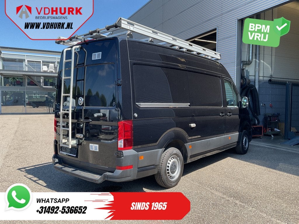 Volkswagen Crafter 2.0 TDI 140 pk DSG Aut. L3H3 Carplay/ 270, Auto's, Bestelauto's, Gebruikt, 4 cilinders, Volkswagen, Zwart