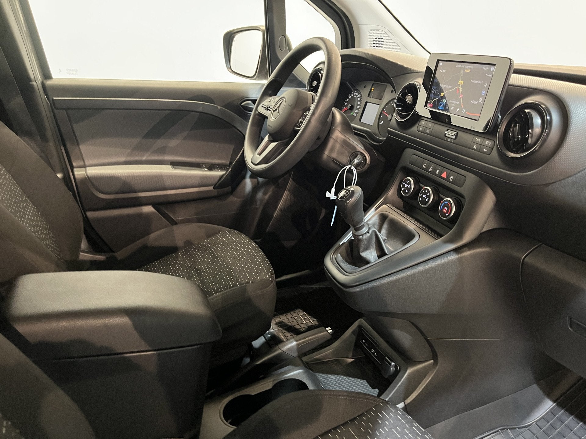 Mercedes-Benz Citan 112 CDI L2 Pro / Euro 6 / Bott Inrichtin, Stof, Gebruikt, 4 cilinders, Met garantie (alle)