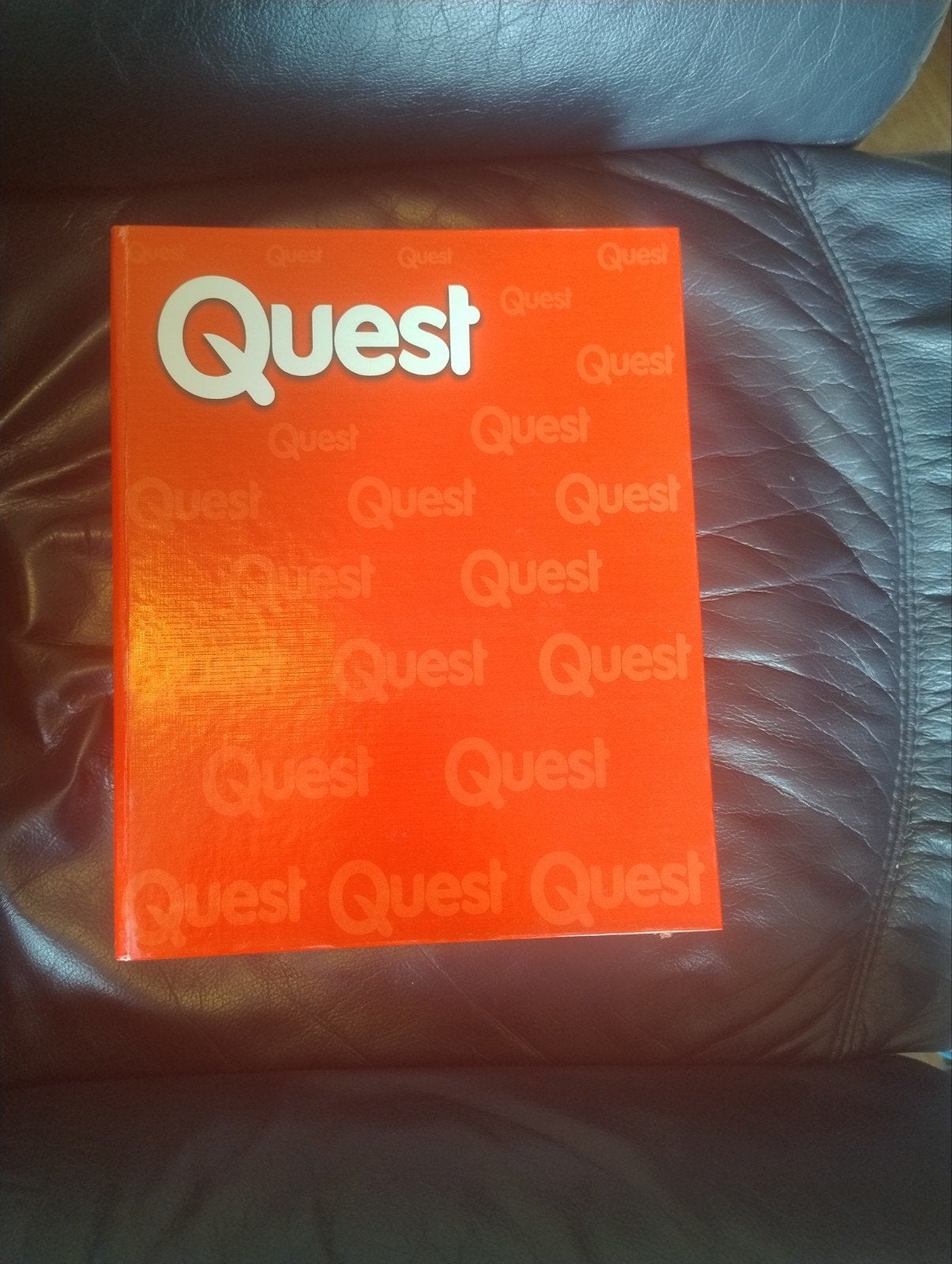 Jaargang tijdschrift Quest 2011 - in verzamelalbum., Ophalen of Verzenden, Zo goed als nieuw, Wetenschap en Natuur