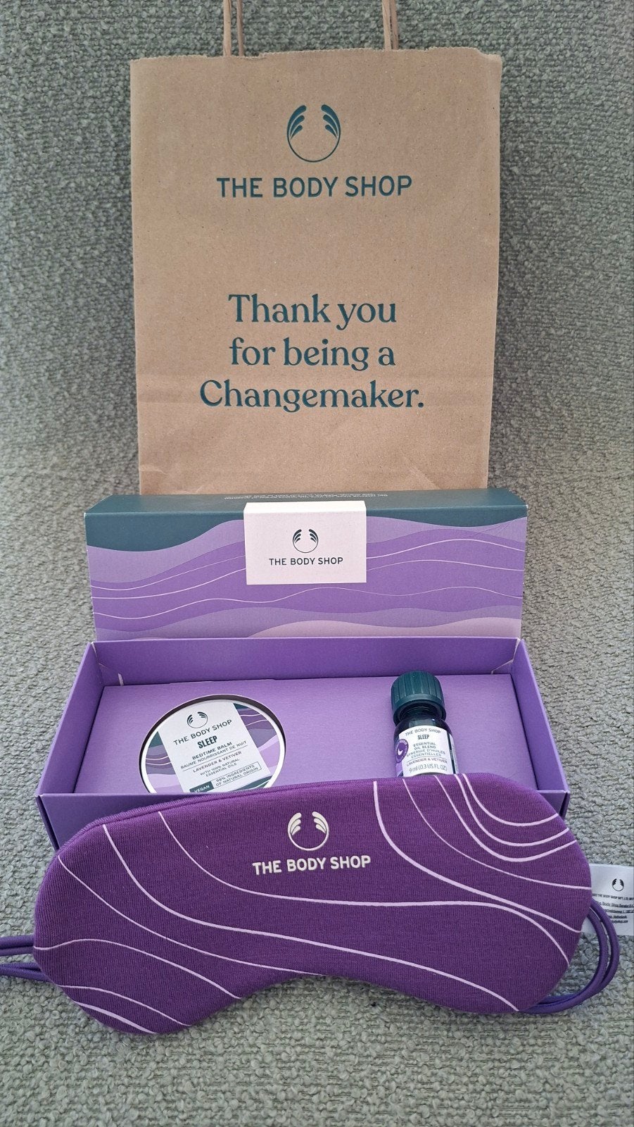The Body Shop Sleep Cadeauset - Lavendel & Vetiver, Sieraden, Tassen en Uiterlijk, Ophalen of Verzenden, Nieuw, Bodylotion, Crème of Olie