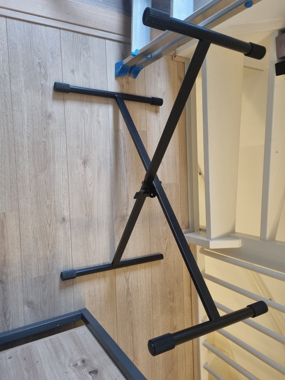 Millenium Keyboardstand, Ophalen, Gebruikt