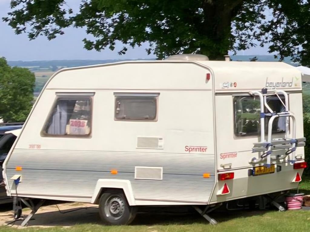 Te koop Beyerland  350, Caravans en Kamperen, Caravans, Particulier, Tot 4 meter