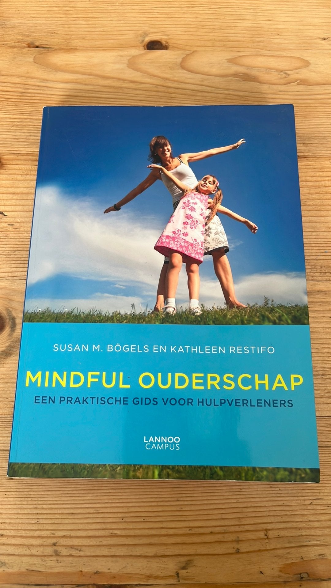 Boek mindful ouderschap, Kathleen Restifo; Susan Bogels, Ophalen of Verzenden, Ontwikkelingspsychologie, Zo goed als nieuw