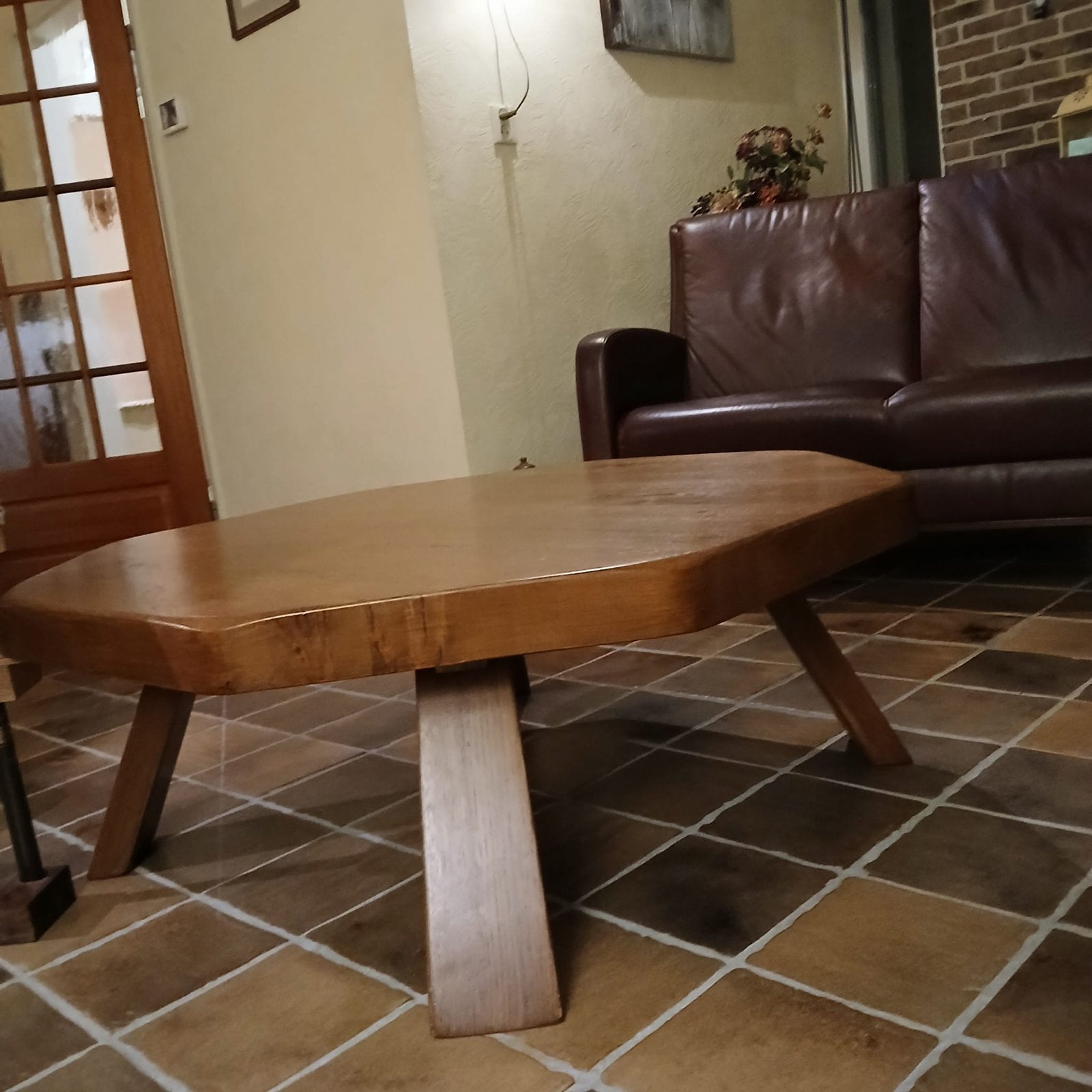 Salontafel 8kantig zwaar eiken, Huis en Inrichting, Ophalen, 50 – 75, Gebruikt, Eikenhout