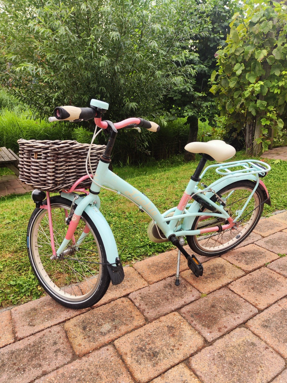 Loekie Kinderfiets 20 inch Mint/Roze met Mand en Slot, Ophalen, 16 tot 20 inch, Velgrem, Zo goed als nieuw