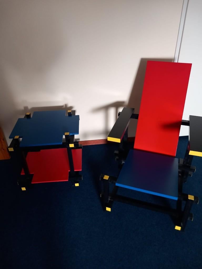 Rietveld stoel, Ophalen