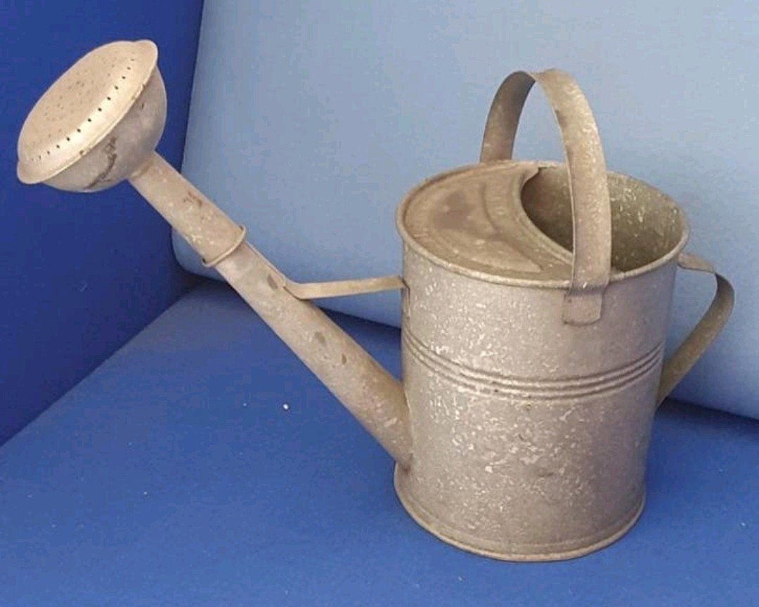 Gieter, Ophalen, Kunststof