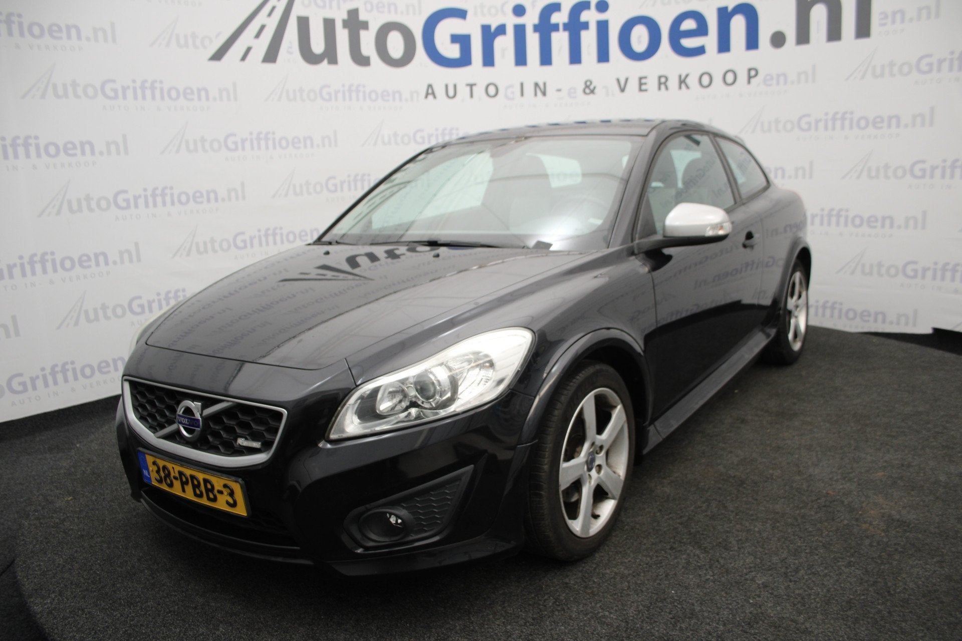 Volvo C30 2.0 R-Edition nette hatchback (bj 2011), Auto's, Gebruikt, 4 cilinders, 4 stoelen, Zwart