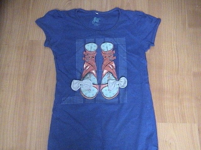 Jill / Shoeby mooie blauwe tuniek / shirt + opdruk schoenen, Gebruikt, Meisje, Ophalen of Verzenden, Shirt of Longsleeve
