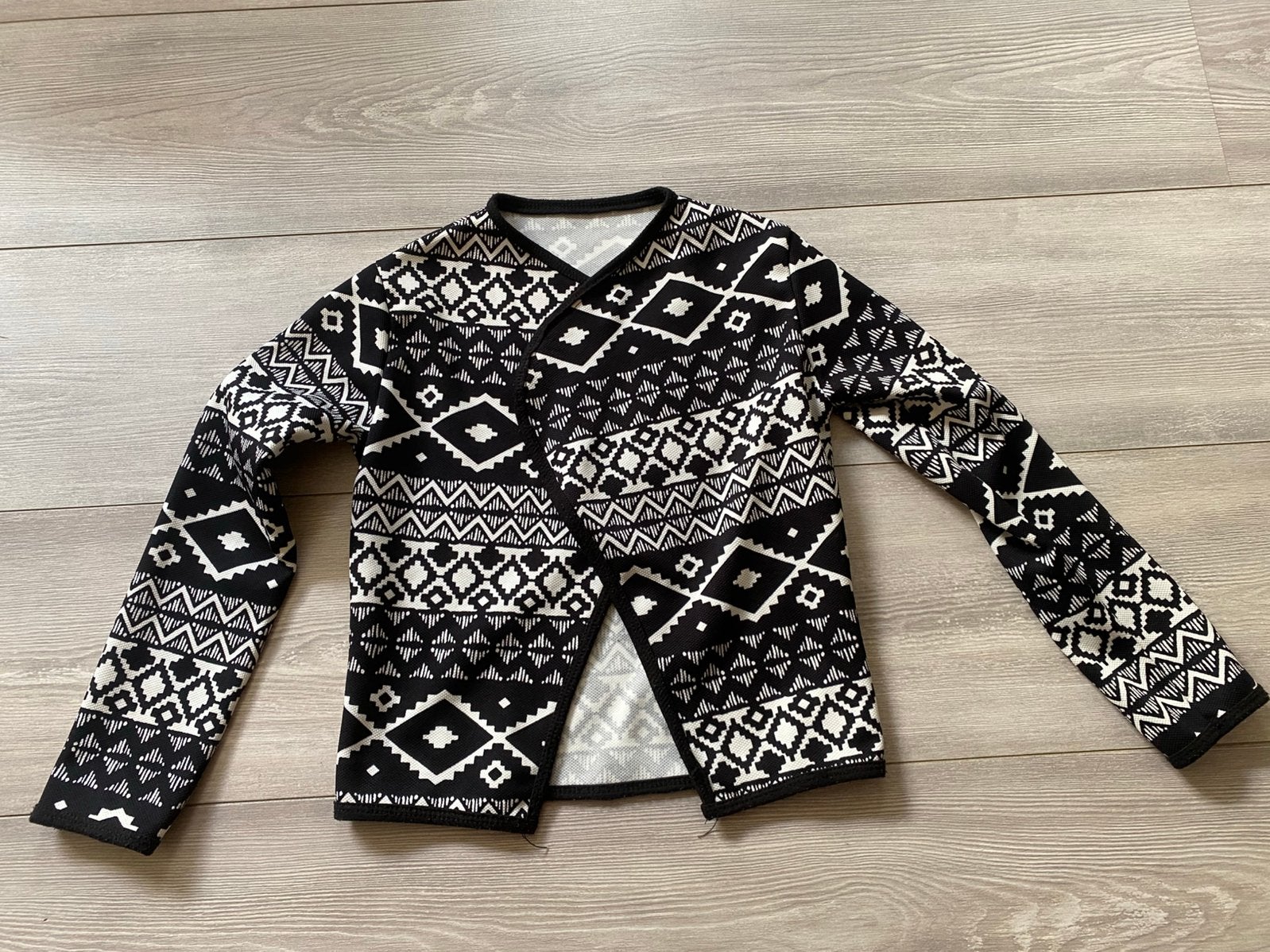 MERKLOOS vest maat 128, Ophalen of Verzenden, Zo goed als nieuw, Meisje, Trui of Vest