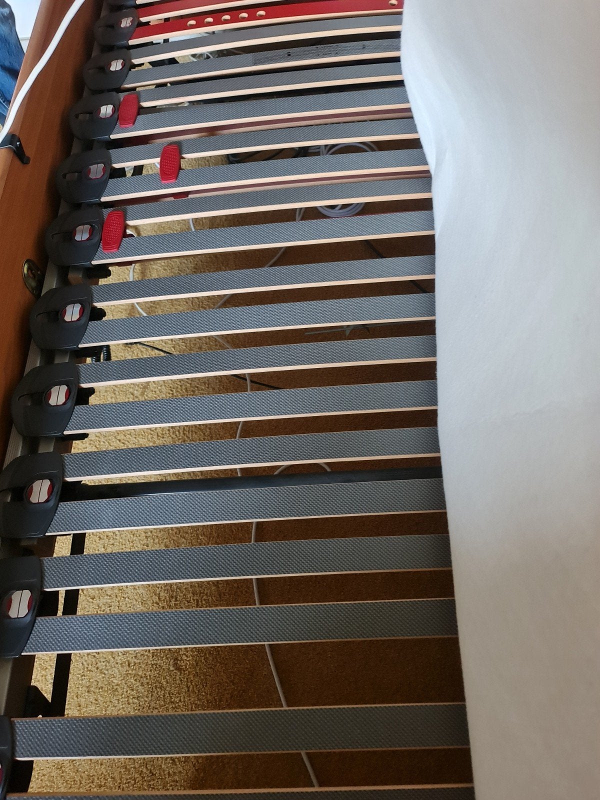 elektrische lattenbodem 90x210, Huis en Inrichting, Slaapkamer | Matrassen en Bedbodems, Ophalen, Zo goed als nieuw, Eenpersoons