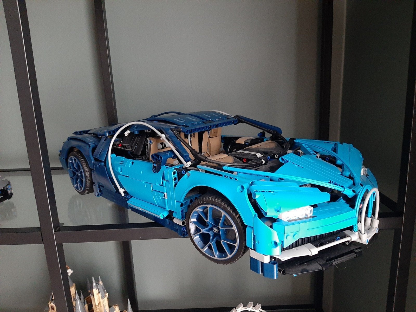 LEGO Technic Bugatti Chiron 42083 - Zo goed als nieuw, Ophalen of Verzenden, Zo goed als nieuw