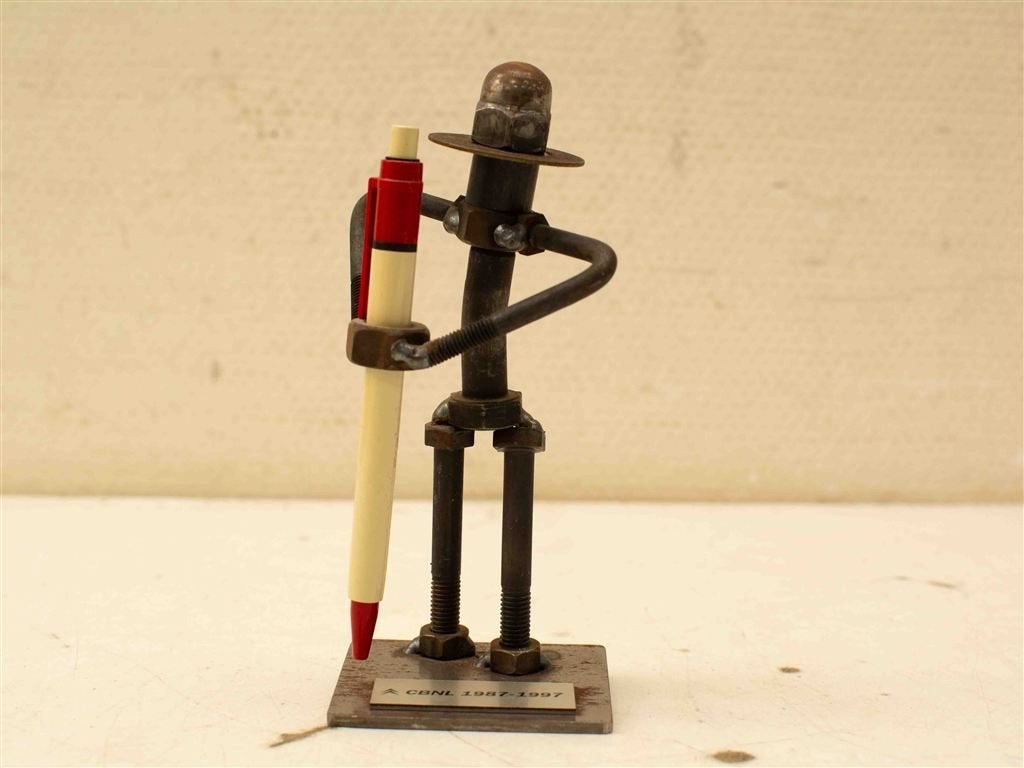 Vintage metalen moeren en bouten kunstwerken 37917
