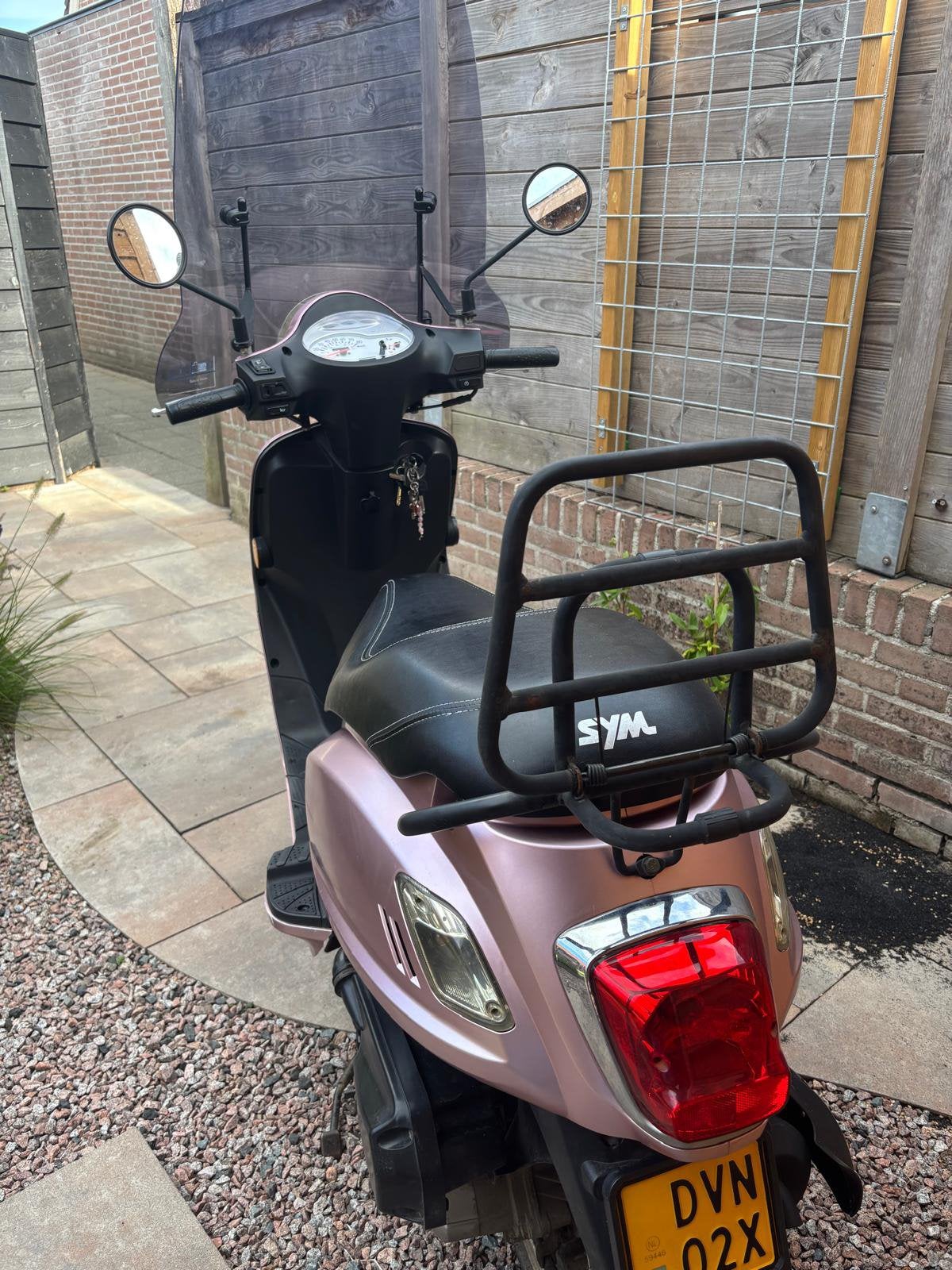 Foto 3 van SYM Fiddle 45 km/u | 2020 | Goed onderhouden | Incl. extra’s