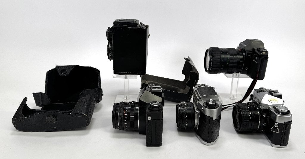 1305. Fotocamera’s - Pentax/Minolta/Praktica e.a, 20e eeuw, Audio, Tv en Foto, Fotocamera's Analoog, Ophalen, Spiegelreflex, Minolta