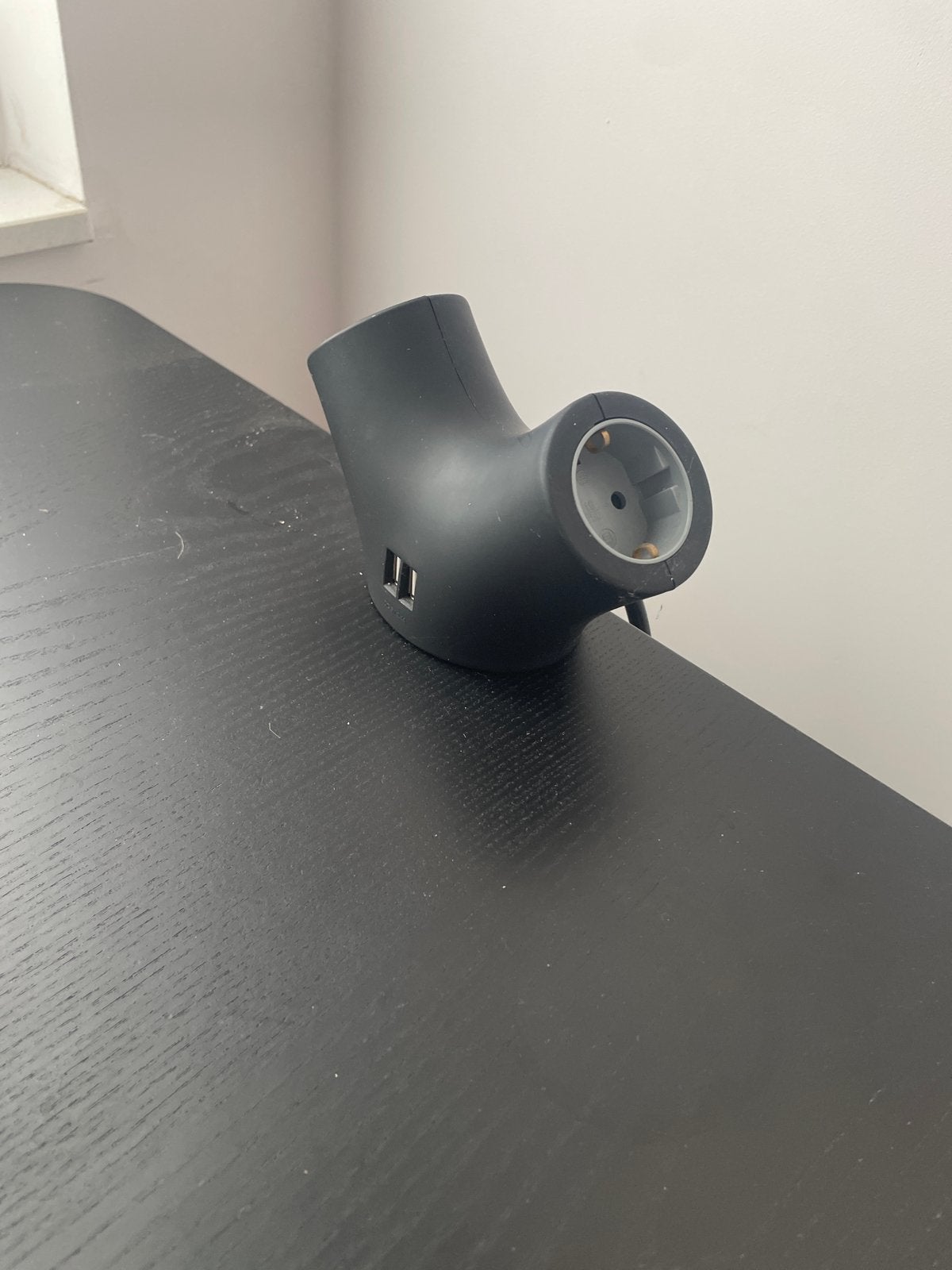 Stekkerdoos met USB-aansluitingen en tafelklem, Ophalen of Verzenden, Zo goed als nieuw, Overige merken, Stekkerdoos